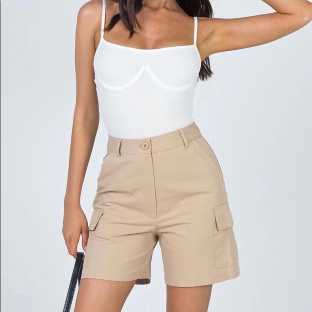 Princess Poly Wilder Shorts - Picture 2 of 4